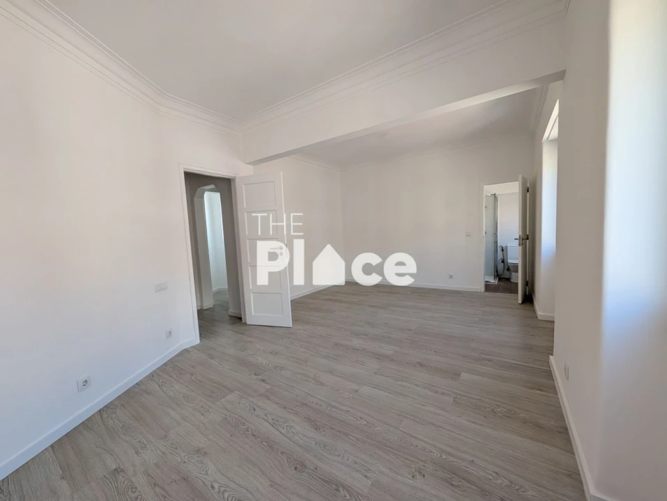Apartamento T2 para Venda em São Vicente Foto 3