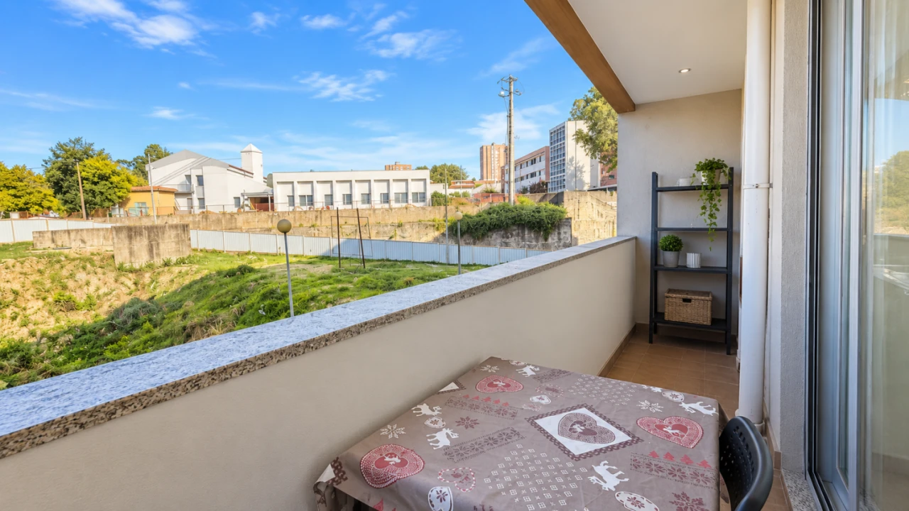 Apartamento T2 para Venda em Aguas Santas Foto 5