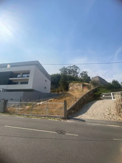 Terreno para Venda em Penafiel