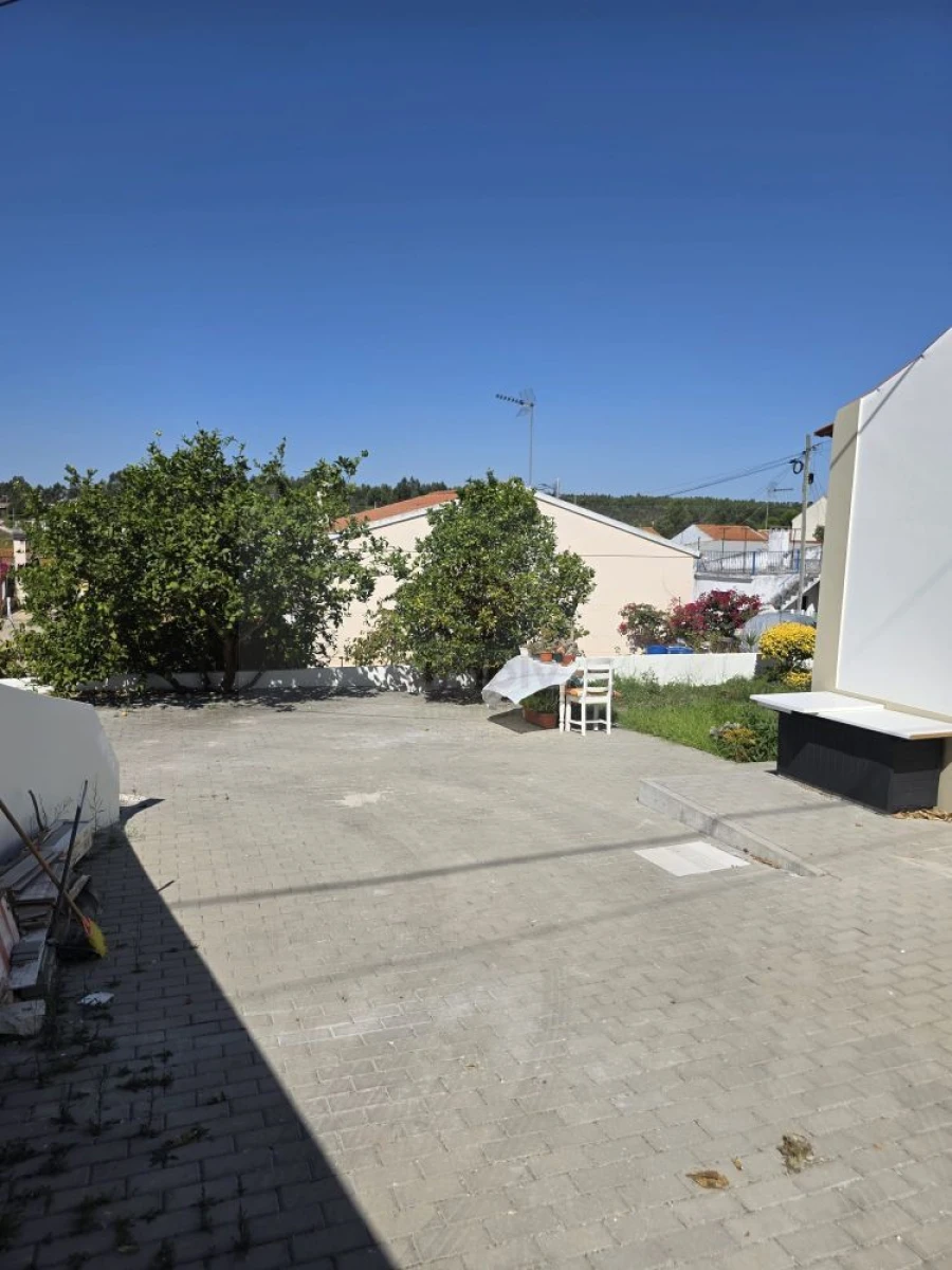 Moradia T2 para Venda em Ramalhal Foto 14