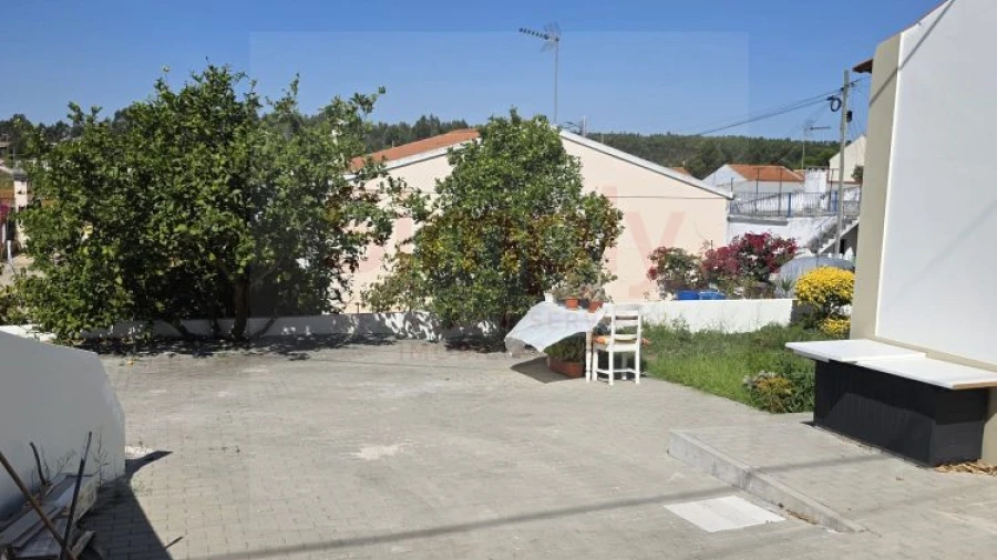 Moradia T2 para Venda em Ramalhal