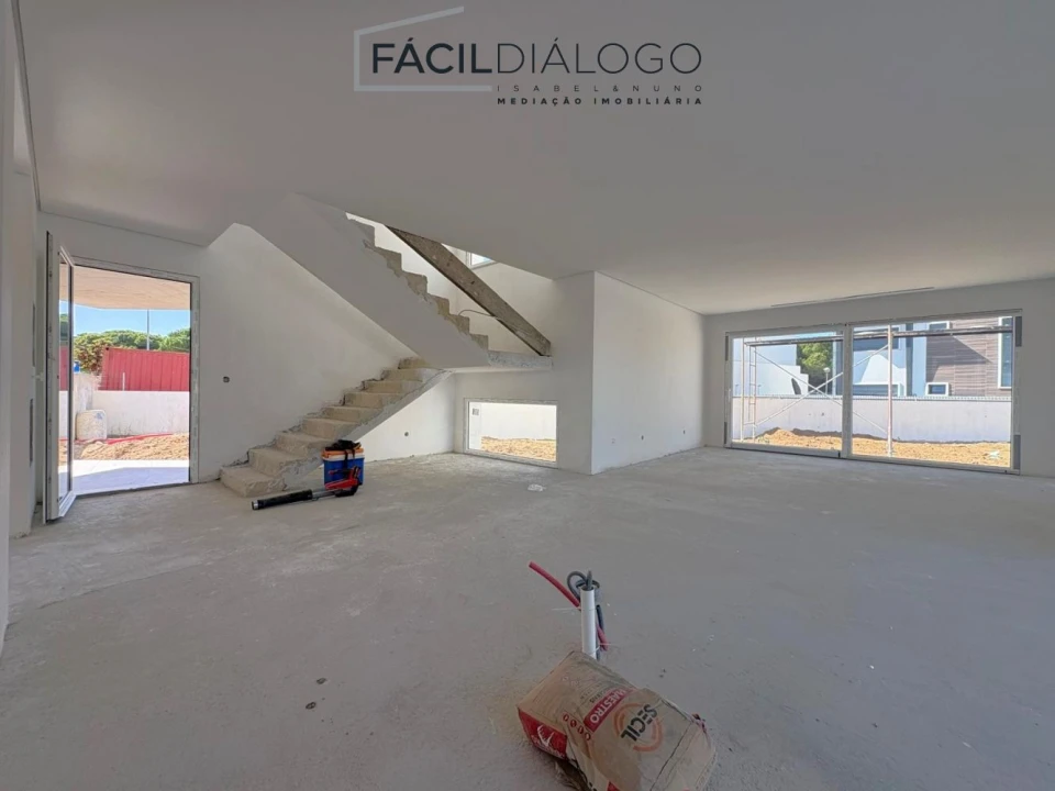Moradia T4 para Venda em Azeitão (São Lourenço e São Simão) Foto 11