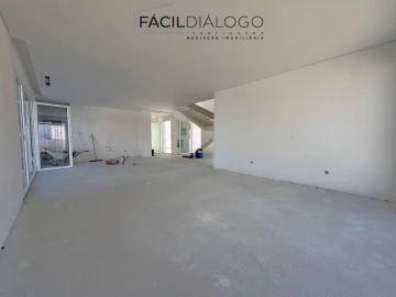 Moradia T4 para Venda em Azeitão (São Lourenço e São Simão)