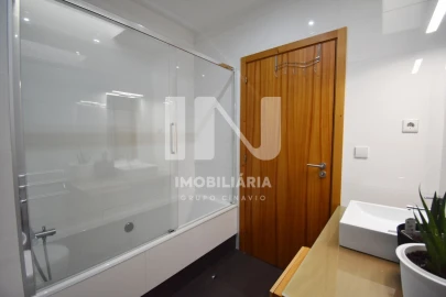 Moradia T3 para Venda em Ribeirão