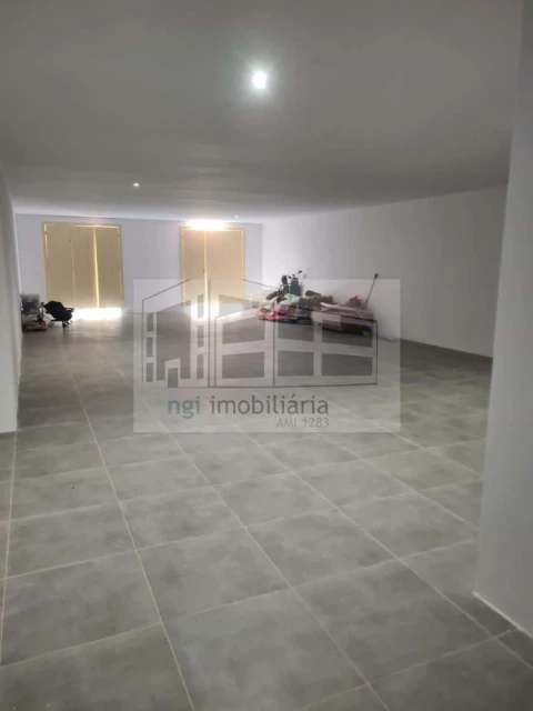Moradia T5 para Venda em Vau