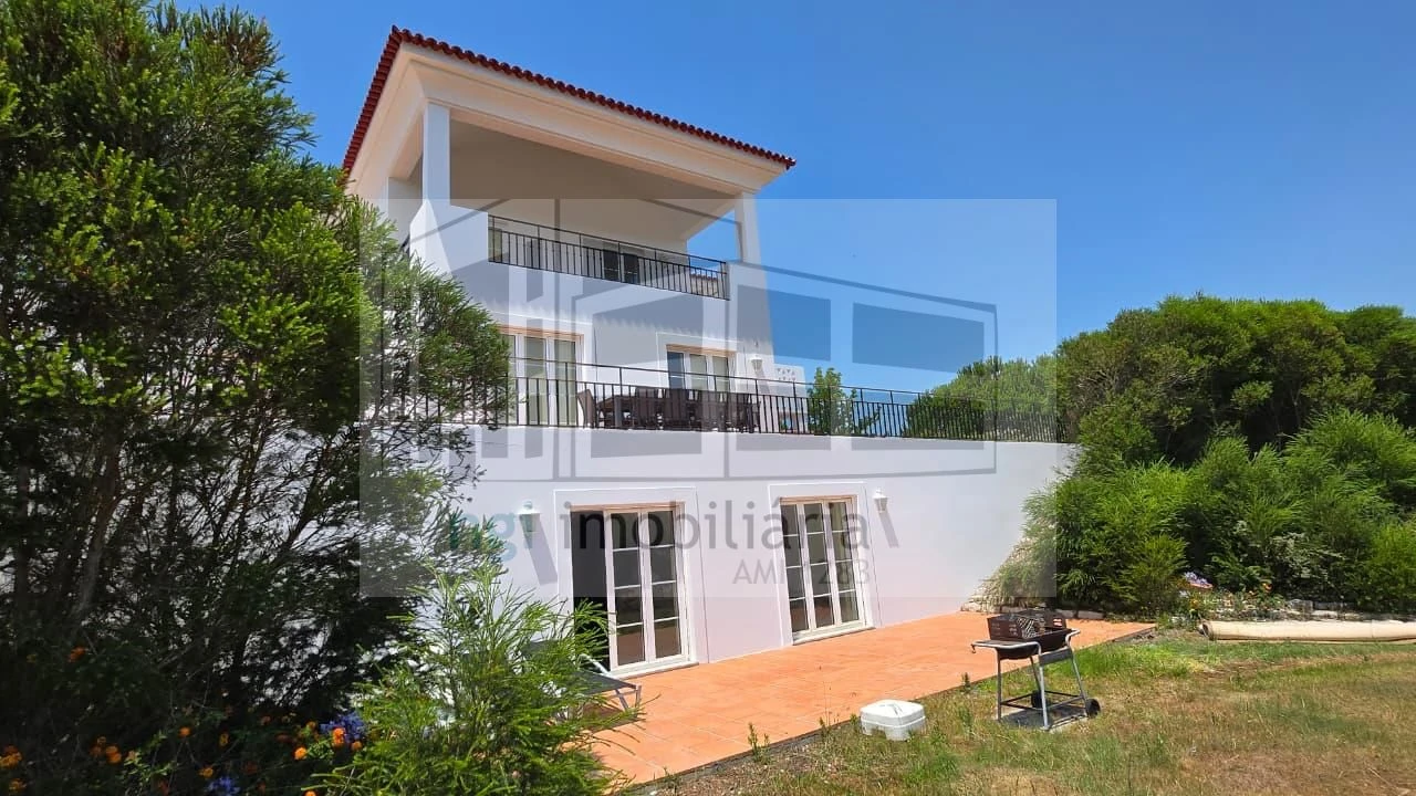 Moradia T5 para Venda em Vau Foto 26