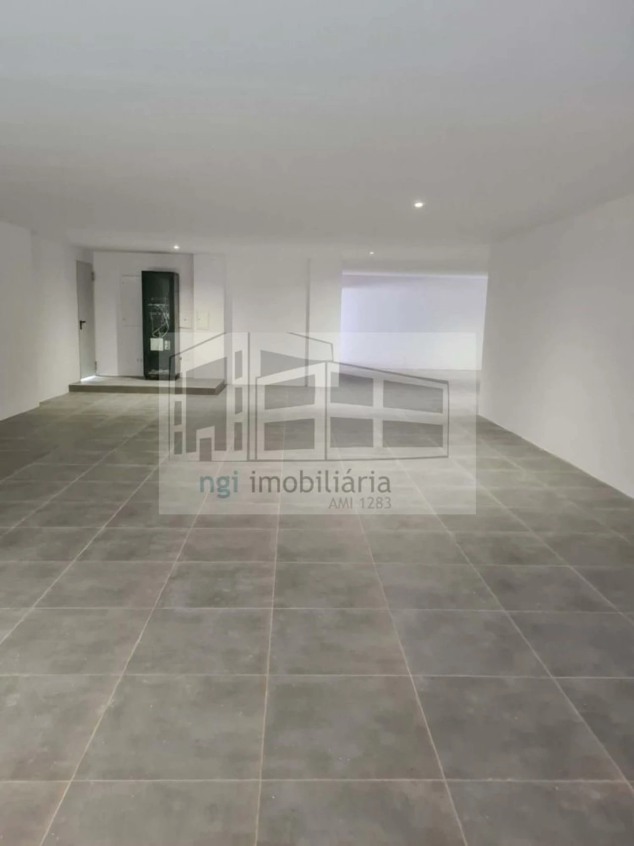 Moradia T5 para Venda em Vau Foto 13