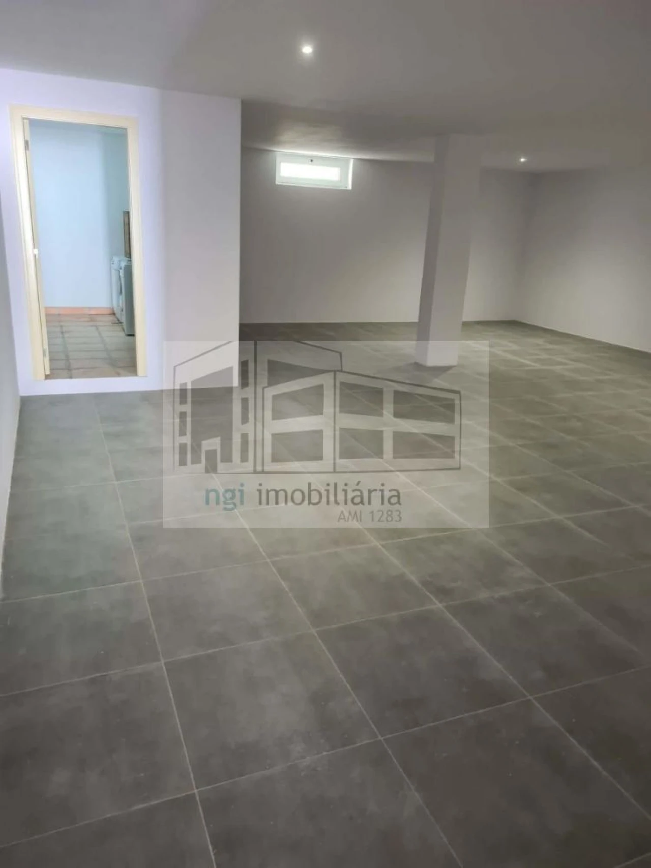 Moradia T5 para Venda em Vau Foto 14