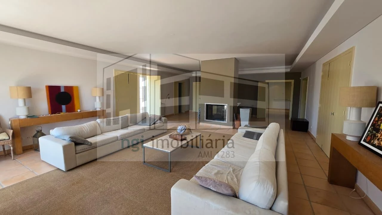 Moradia T5 para Venda em Vau Foto 1