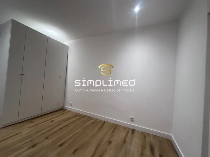 Apartamento T3 para Venda em Barreiro e Lavradio Foto 17