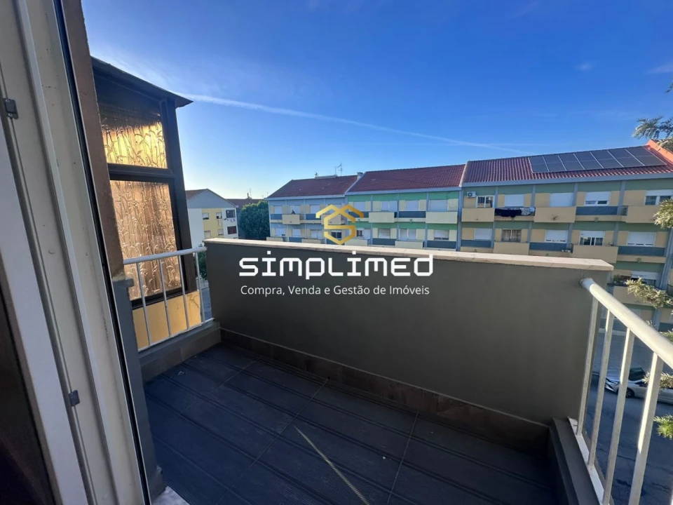 Apartamento T3 para Venda em Barreiro e Lavradio Foto 6