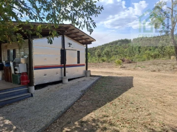 Moradia T2 para Venda em Côja e Barril de Alva