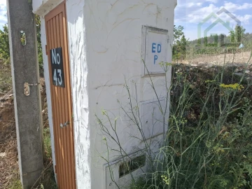 Moradia T2 para Venda em Côja e Barril de Alva