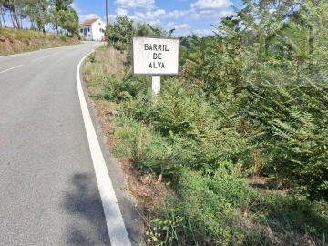 Moradia T2 para Venda em Côja e Barril de Alva