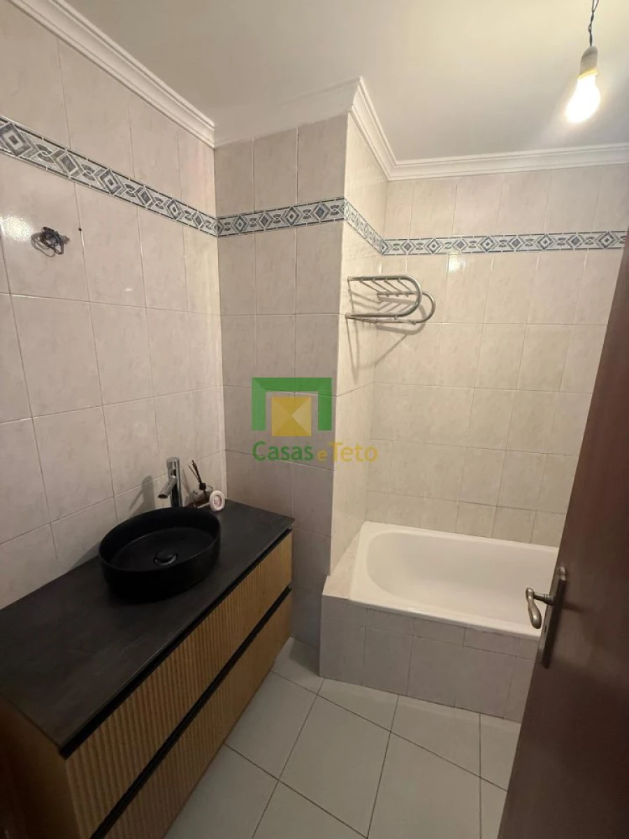 Apartamento T3 para Venda em Santo Antonio Foto 11