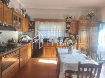 Moradia T3 para Venda em O. Azeméis, Riba-Ul, Ul, Macinhata Seixa, Madail