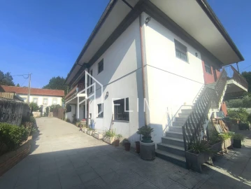 Moradia T3 para Venda em O. Azeméis, Riba-Ul, Ul, Macinhata Seixa, Madail