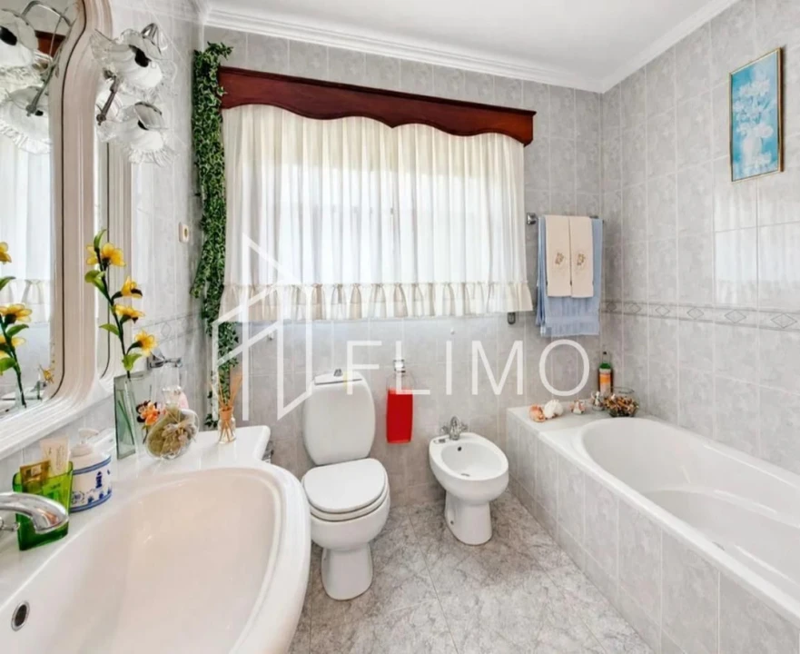 Moradia T3 para Venda em O. Azeméis, Riba-Ul, Ul, Macinhata Seixa, Madail Foto 24