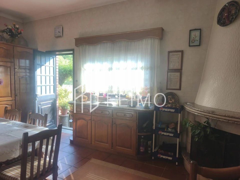 Moradia T3 para Venda em O. Azeméis, Riba-Ul, Ul, Macinhata Seixa, Madail Foto 9