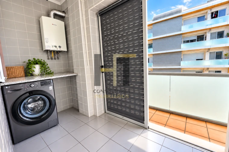Apartamento T3 para Venda em Cidade da Maia Foto 9