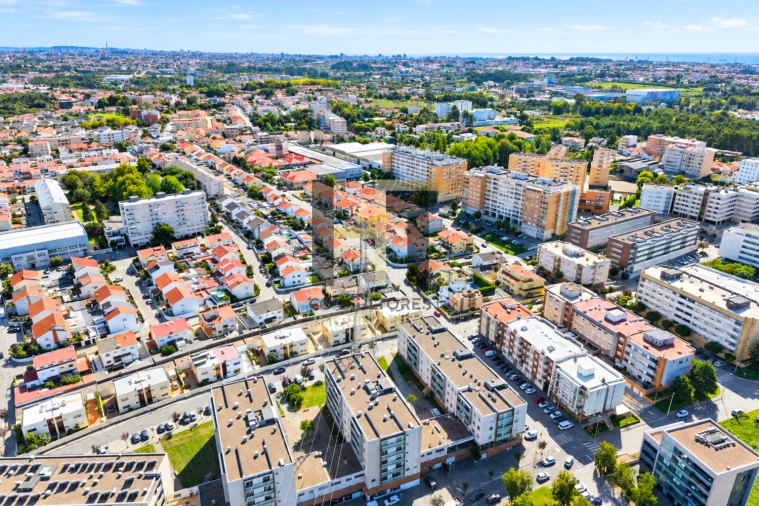 Apartamento T3 para Venda em Cidade da Maia Foto 23
