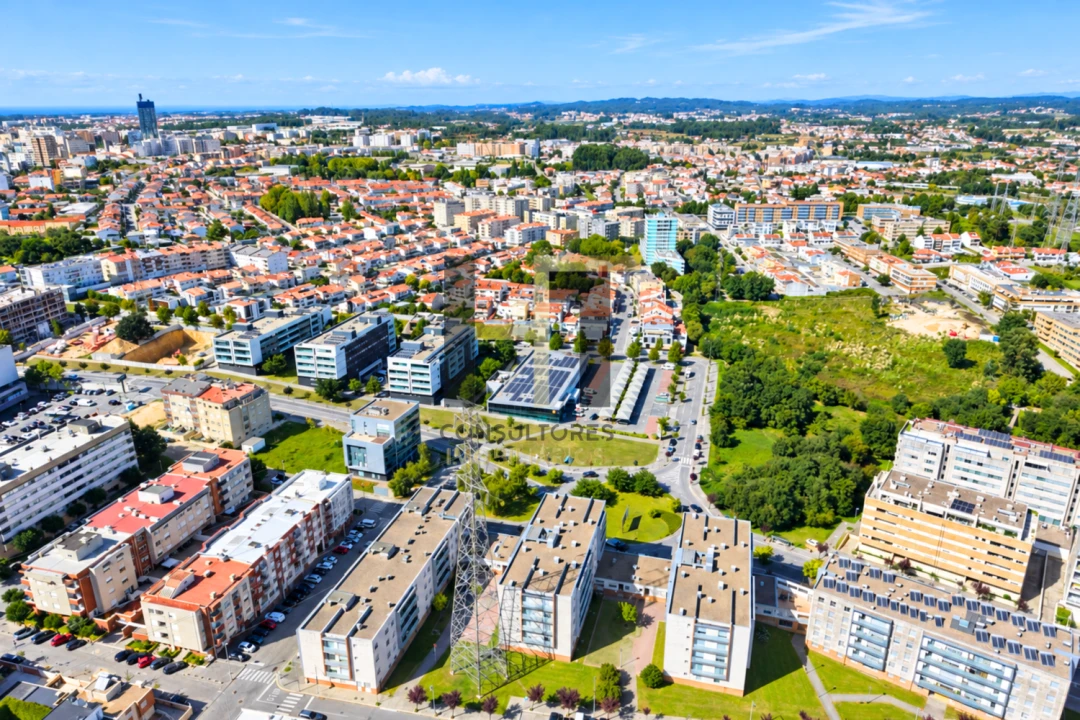 Apartamento T3 para Venda em Cidade da Maia Foto 24
