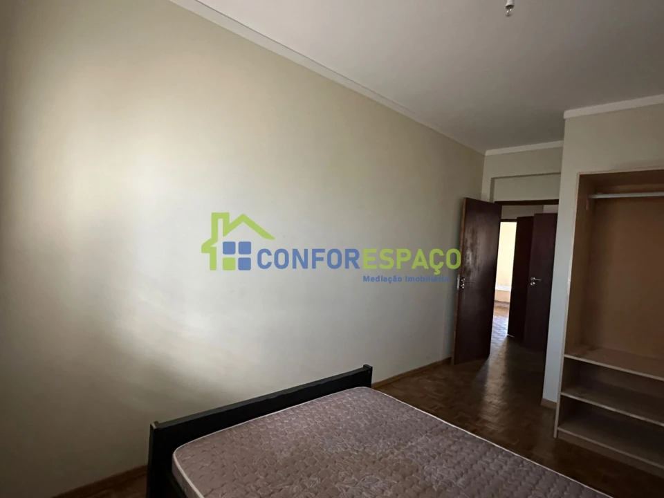 Apartamento T4 para Venda em Castelo Branco Foto 29