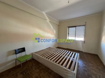 Apartamento T4 para Venda em Castelo Branco