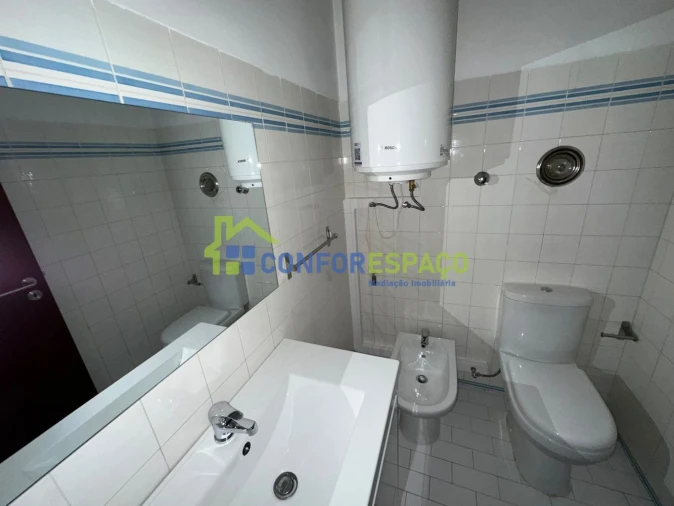 Apartamento T4 para Venda em Castelo Branco Foto 44