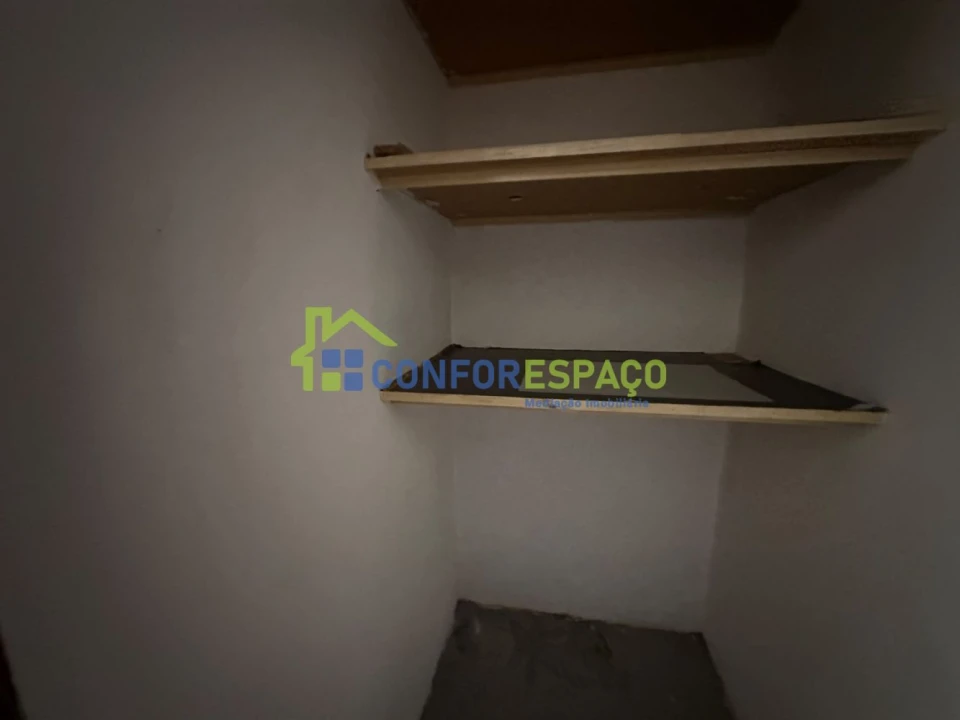 Apartamento T4 para Venda em Castelo Branco Foto 49