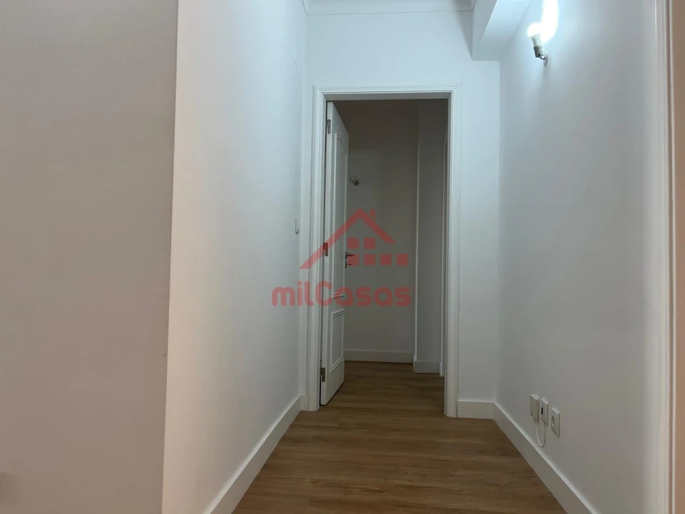 Apartamento T3 para Venda em São Domingos de Benfica Foto 43