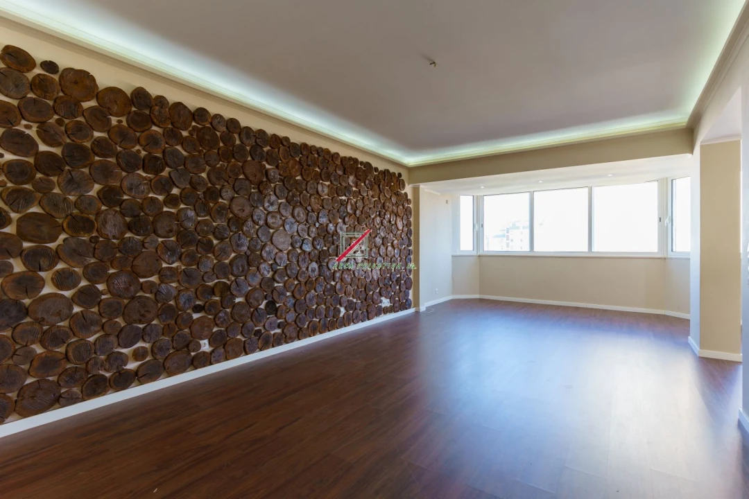 Apartamento T4 para Venda em Cascais e Estoril Foto 1