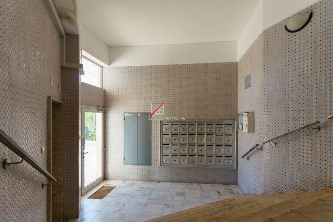 Apartamento T4 para Venda em Cascais e Estoril Foto 8