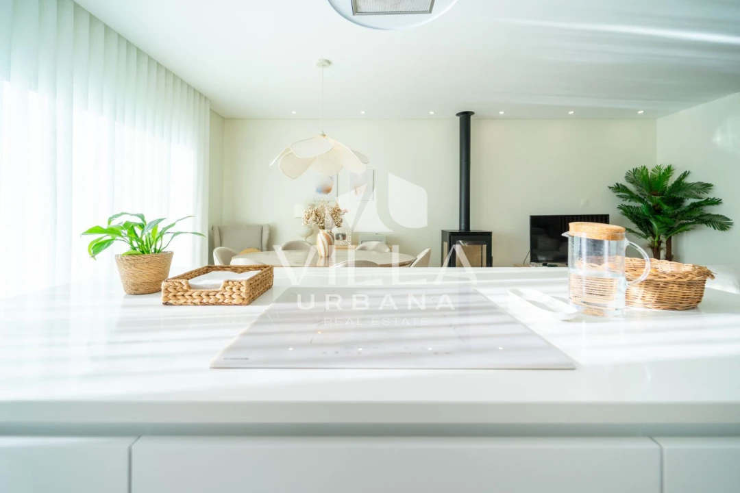 Moradia T4 para Venda em Fernao Ferro Foto 40