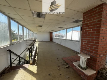 Moradia T7 para Venda em Vieira de Leiria