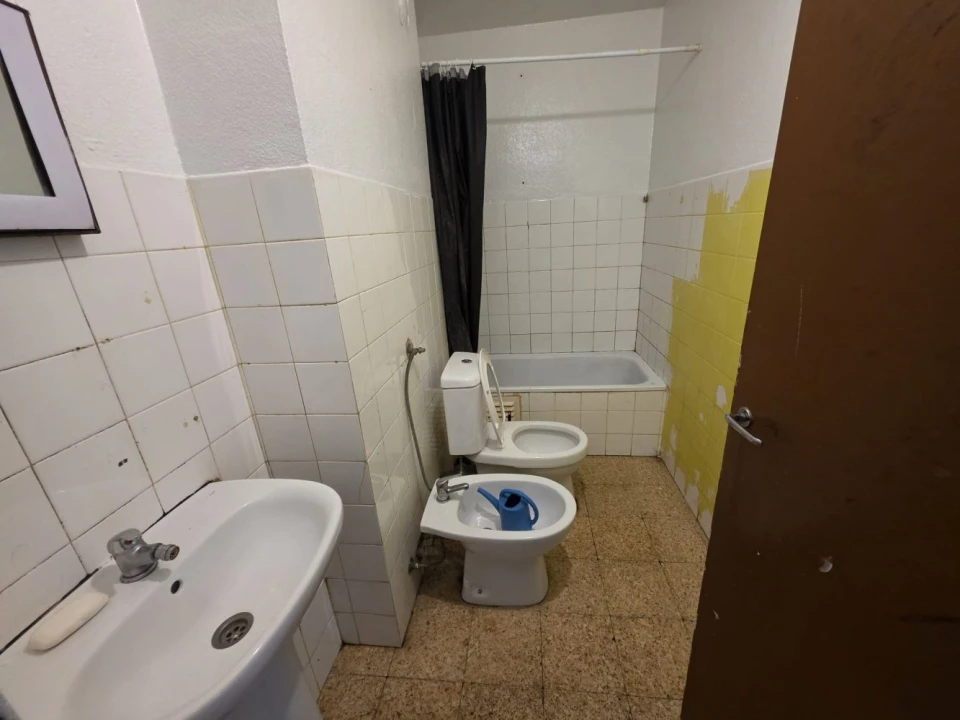 Apartamento T2 para Venda em Odivelas Foto 8