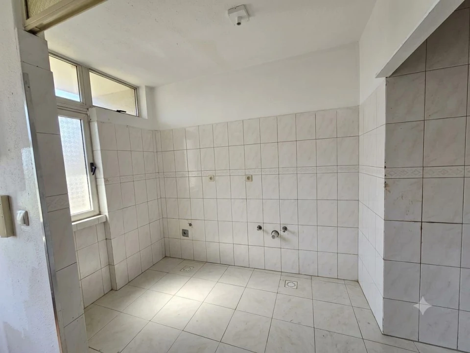 Apartamento T2 para Venda em Odivelas Foto 4