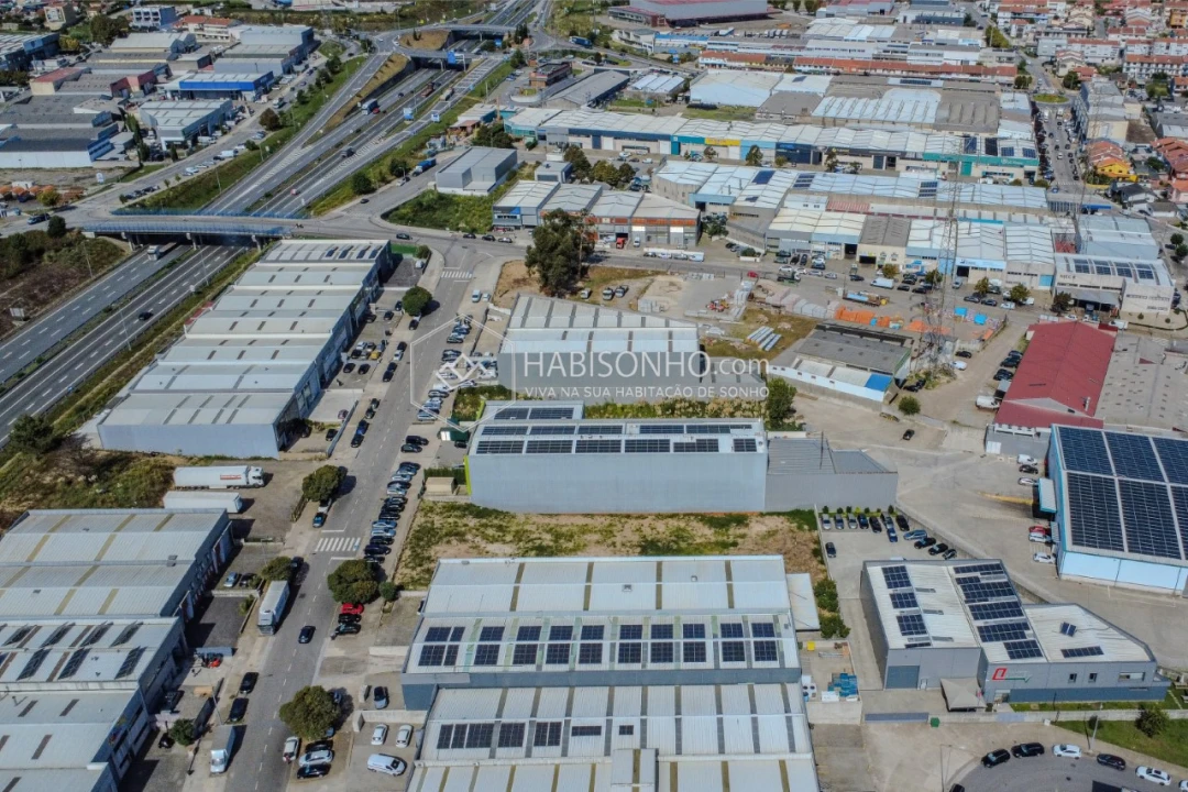 Armazém para Venda em Alfena Foto 2