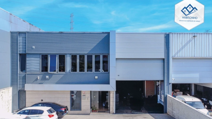 Armazém para Venda em Alfena