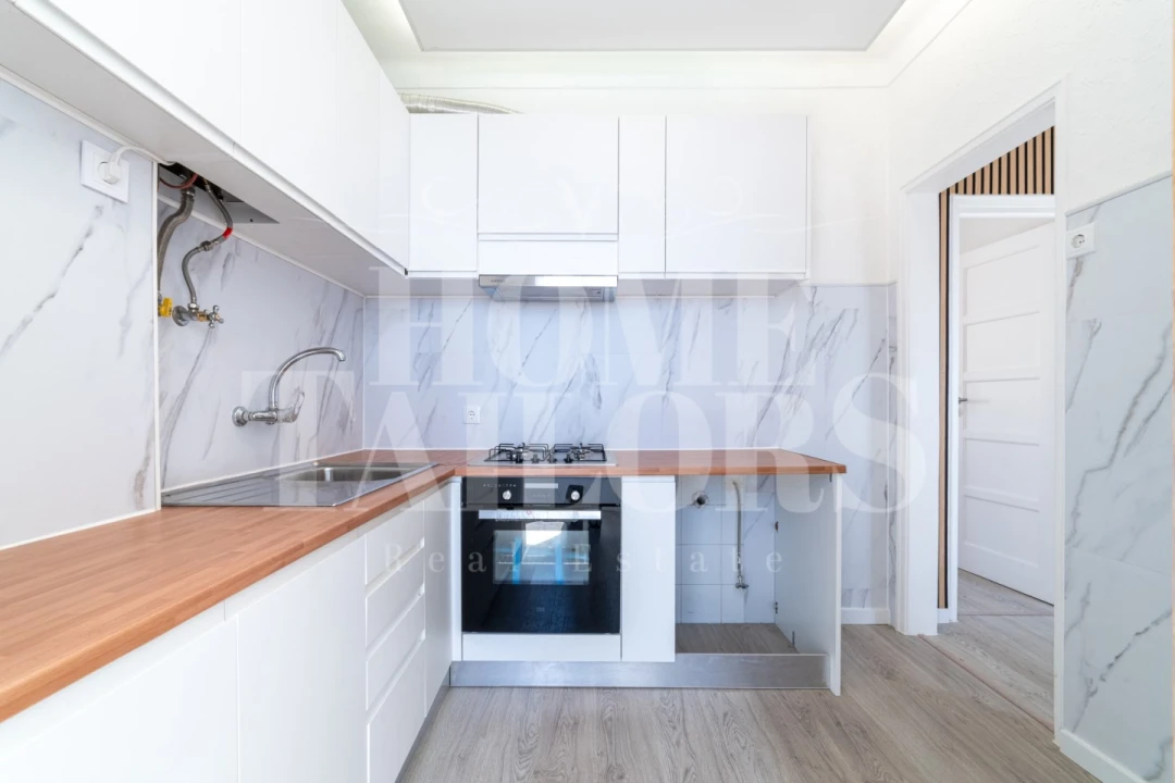 Apartamento T2 para Venda em São Vicente Foto 4