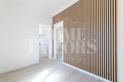 Apartamento T1 para Venda em São Vicente