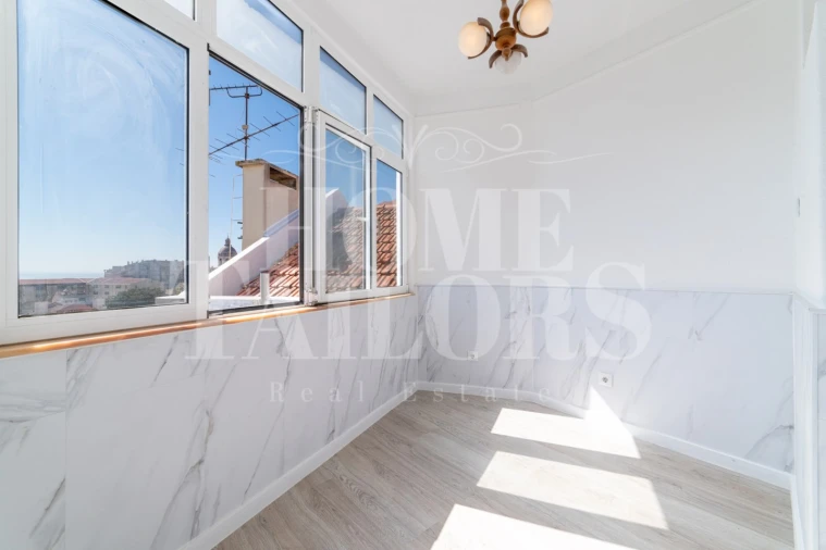 Apartamento T2 para Venda em São Vicente Foto 6