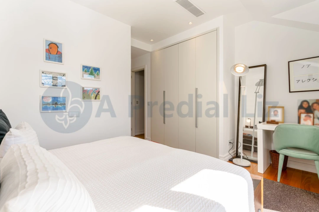 Apartamento T4 para Venda em Avenidas Novas Foto 14