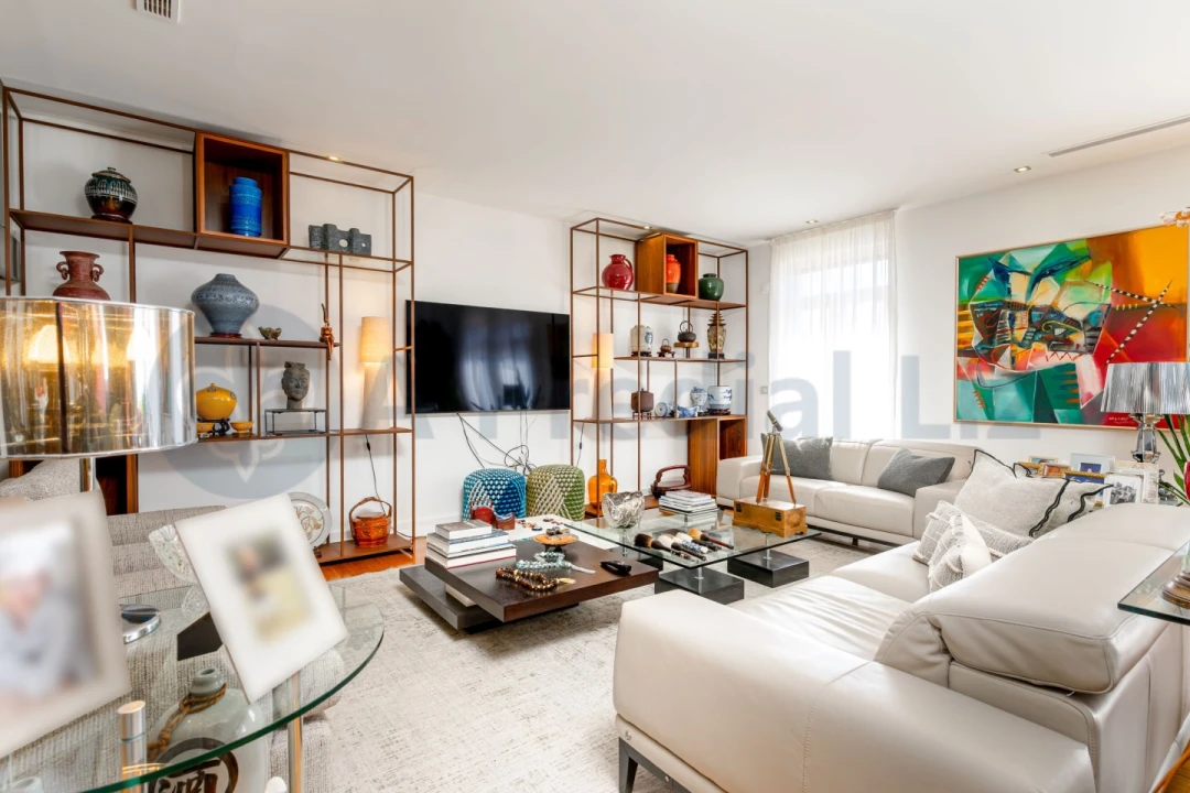 Apartamento T4 para Venda em Avenidas Novas Foto 7