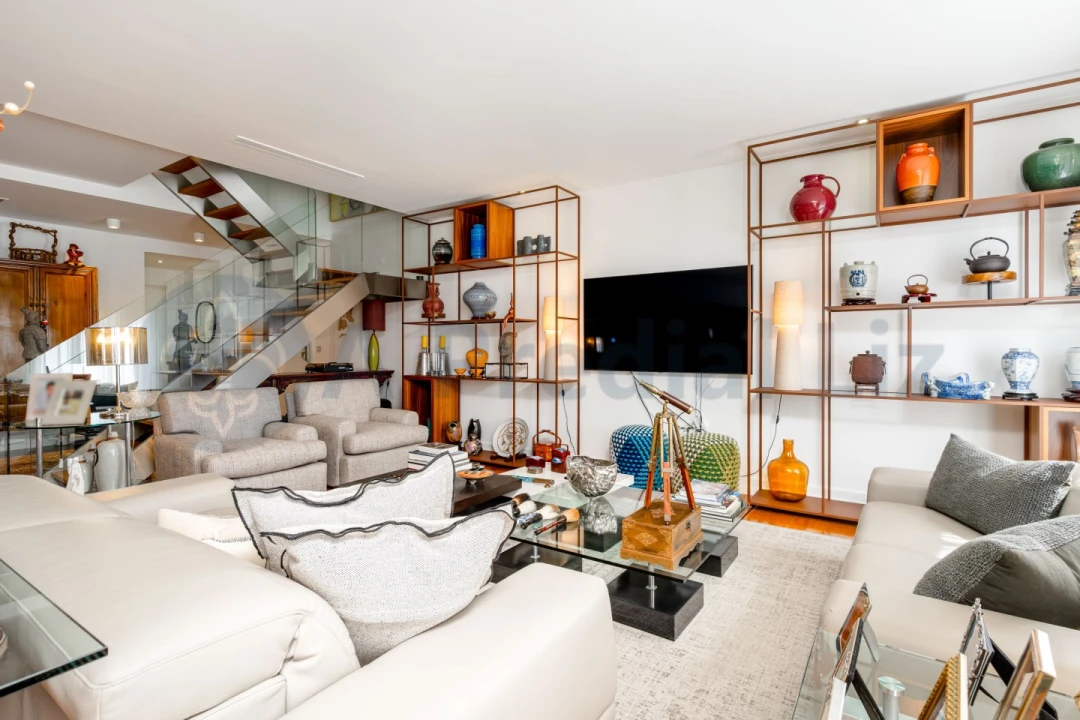 Apartamento T4 para Venda em Avenidas Novas Foto 4