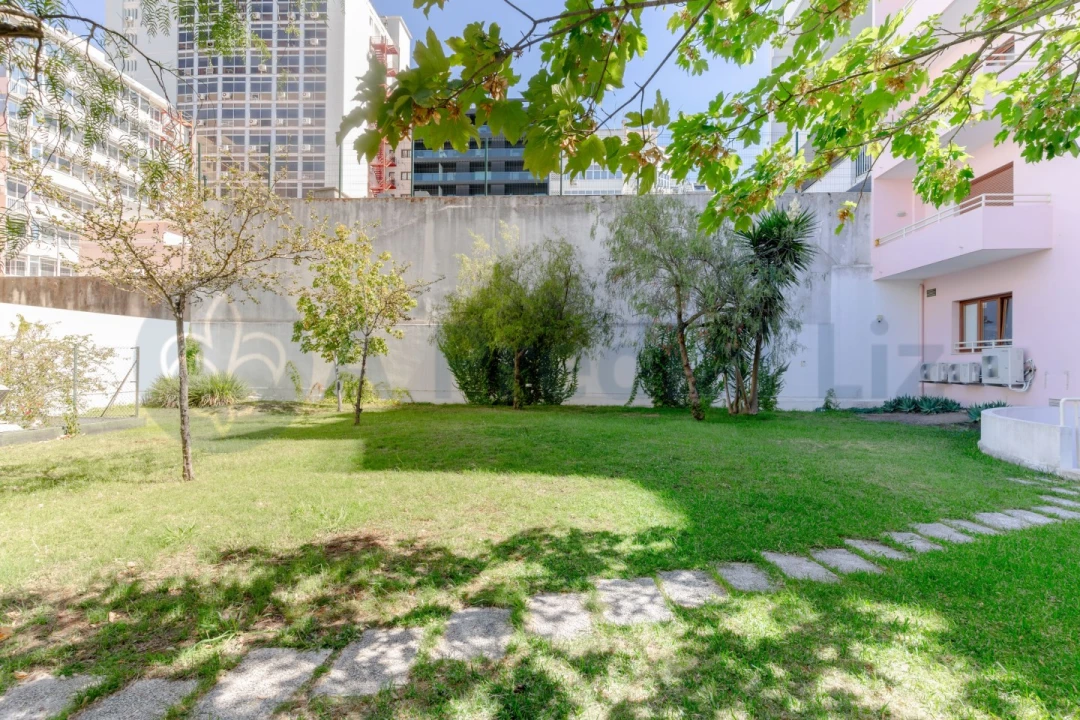 Apartamento T4 para Venda em Avenidas Novas Foto 66