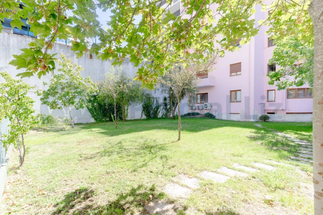 Apartamento T4 para Venda em Avenidas Novas Foto 67