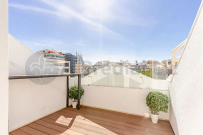 Apartamento T4 para Venda em Avenidas Novas