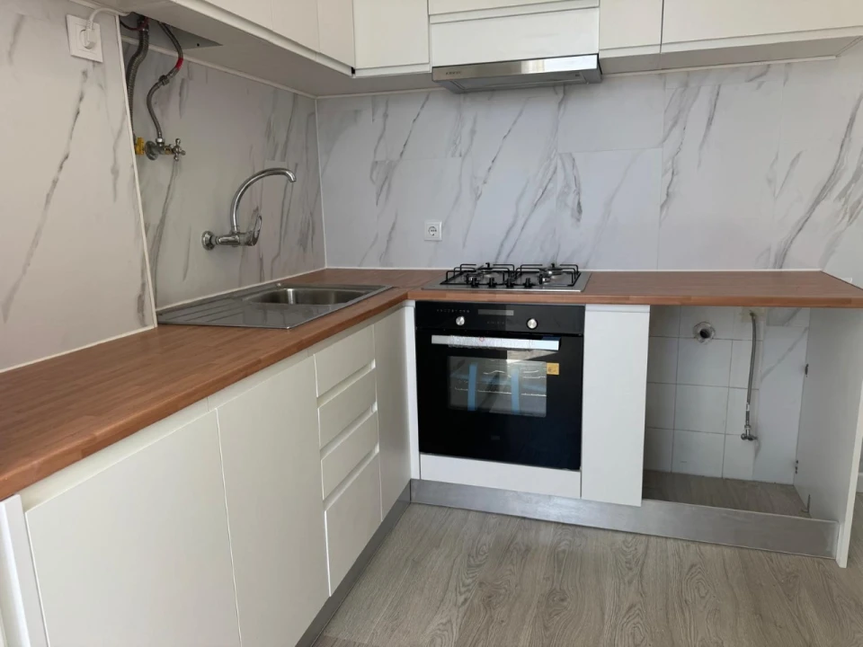 Apartamento T1 para Venda em São Vicente Foto 8