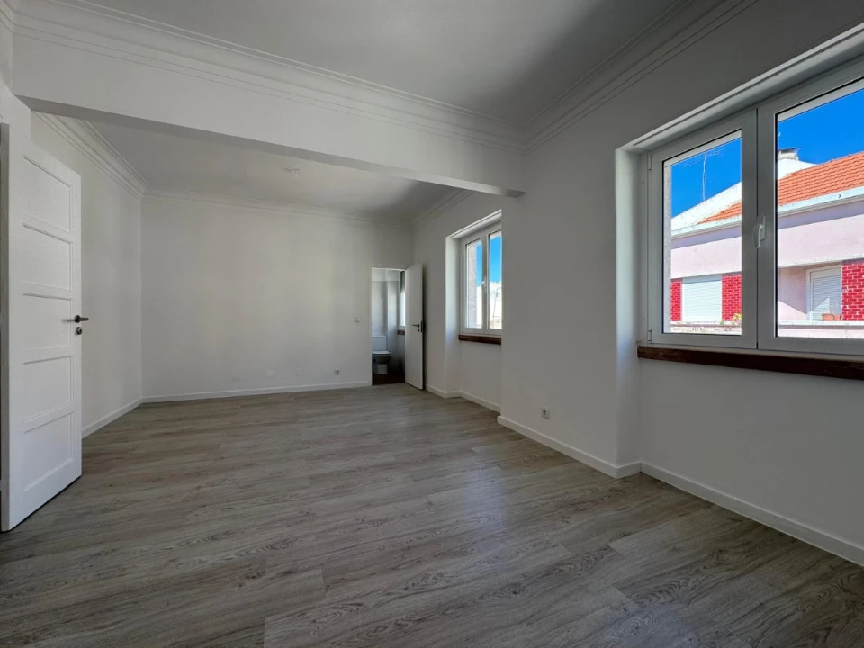 Apartamento T1 para Venda em São Vicente Foto 3
